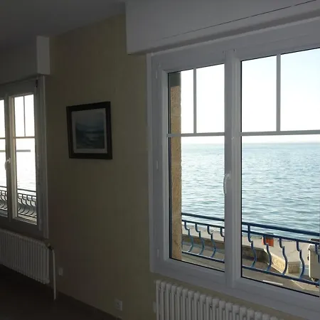 Au Gite Des Viviers De La Houle Apartment Cancale