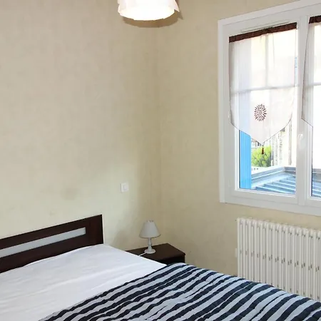 Au Gite Des Viviers De La Houle Apartmán *